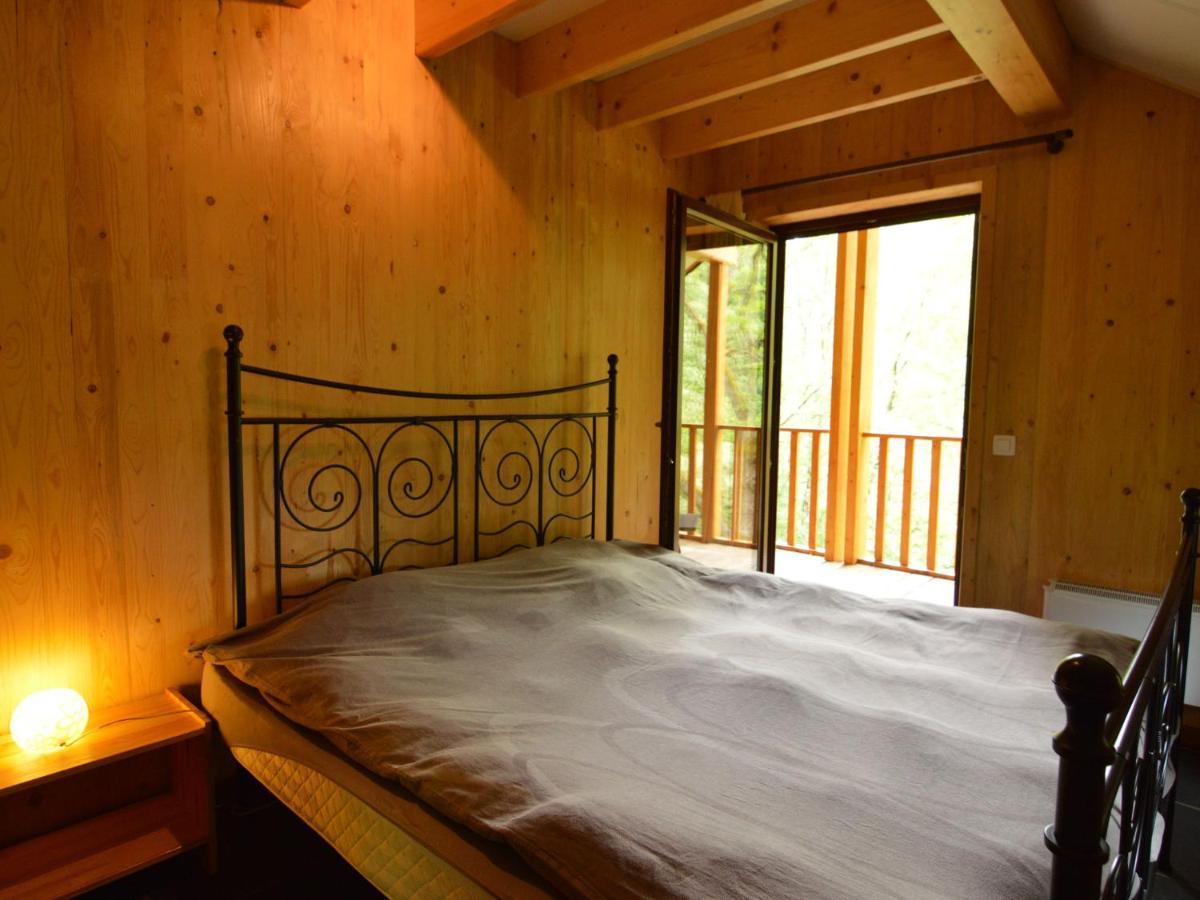 Comfortable Modern Chalet With Wood Finish Айвейл Екстериор снимка
